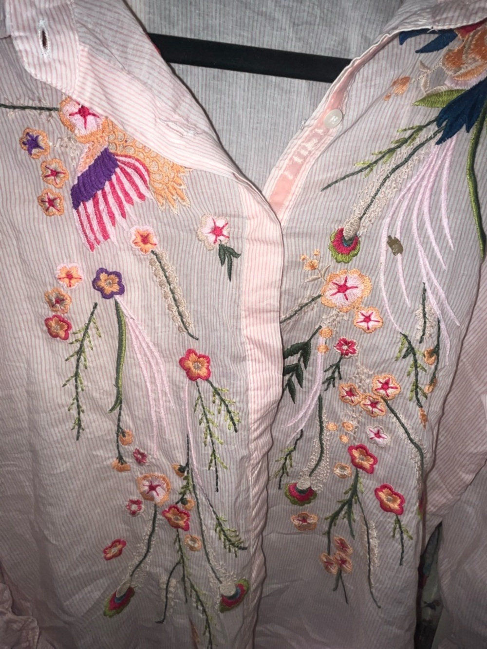 🌺NWOT size LG boutique brand Vintage Goa  Embroidered Floral Button Down Shirt - Picture 3 of 5